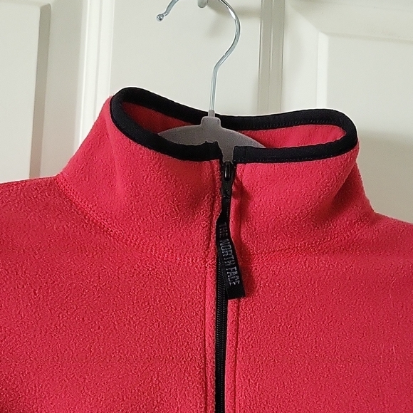 The North Face Red and Black Fleece Pullover - Picture 8 of 14
